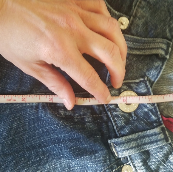 Guess Jeans - Picture 6 of 7